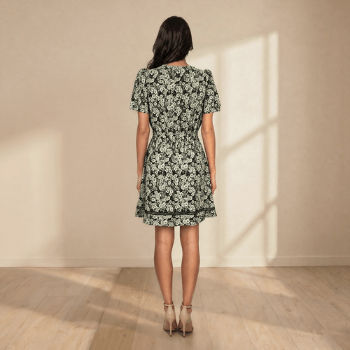 Womens Draper James Short Sleeve Floral Split Neck Dress alternate view